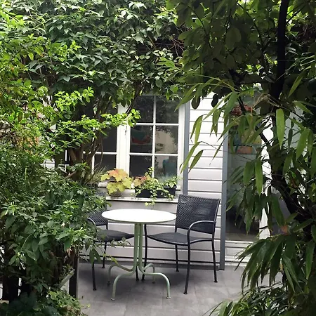 Studio 29 Apartment
